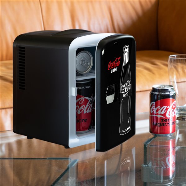 Coca-Cola Zero 0.14-cu ft Freestanding Mini Fridge - Black