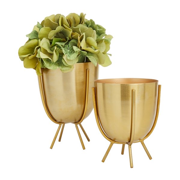 Cosmoliving by Cosmopolitan 4-in x 6-in Gold Iron Contemporary Planters - Set of 2