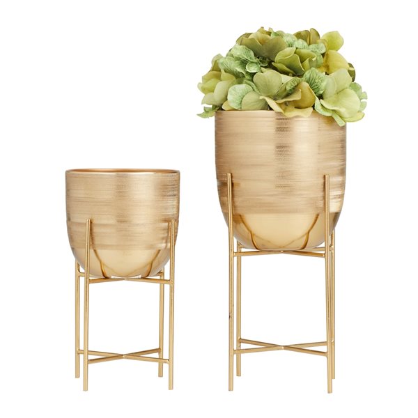 Grayson Lane 6-in x 12-in Gold Iron Modern Planters - Set of 2