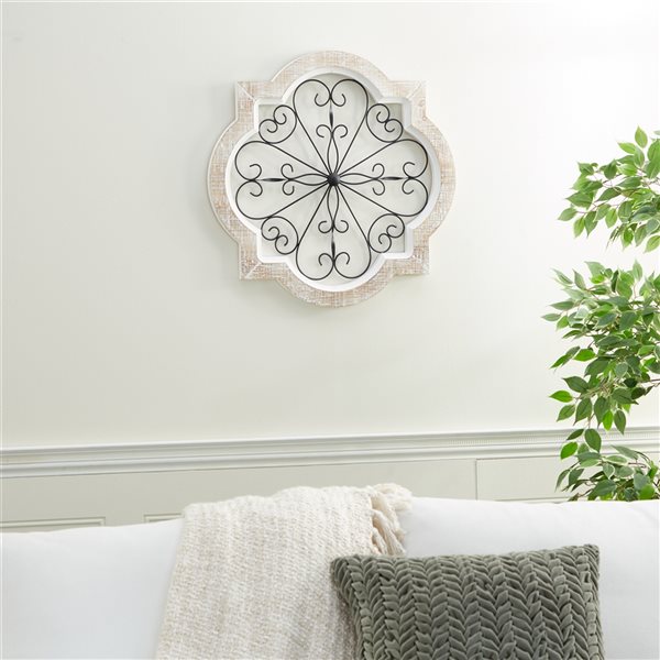 Grayson Lane 21.85-in H x 21.85-in W Ornamental Wood Wall Accent