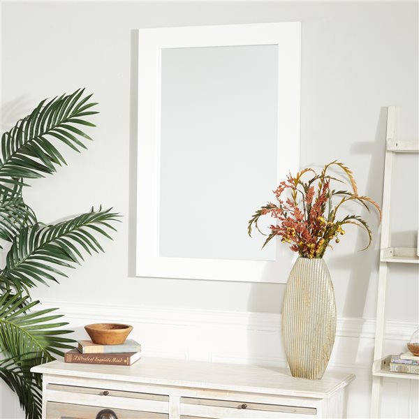 Grayson Lane 24-in x 36-in Rectangle White Wall Mirror