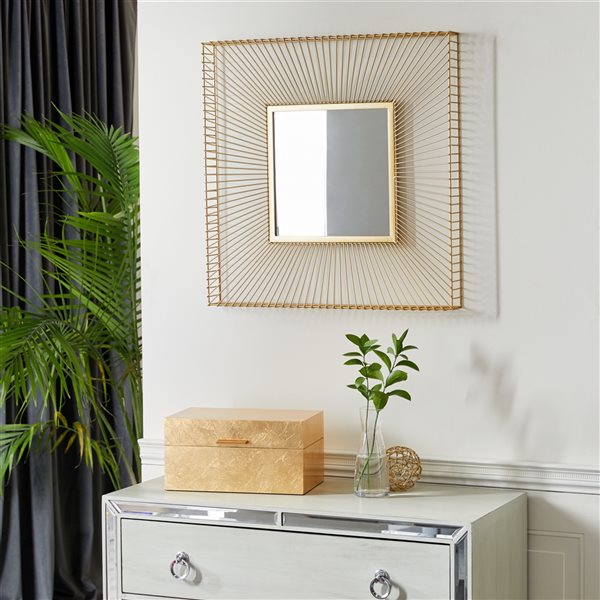 Cosmoliving By Cosmopolitan 26-in x 26-in Square Gold Wall Mirror