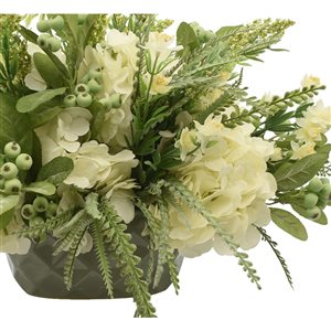 Grayson Lane 15-in Green and White Artificial Silk Flowers