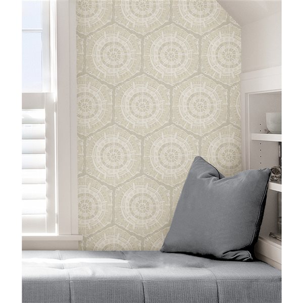 Lili WhittWhitt Harmony 30.75-sq. ft. Cream Vinyl Geometric Peel and Stick Wallpaper