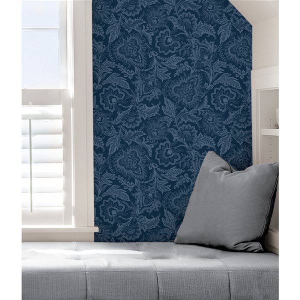 Vera Bradley Java 30.75-sq. ft. Indigo Vinyl Floral Peel and Stick Wallpaper