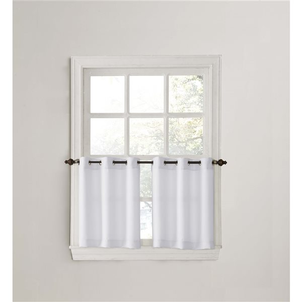 Sun Textile Montego 56-in White Polyester Grommet Tier Curtain