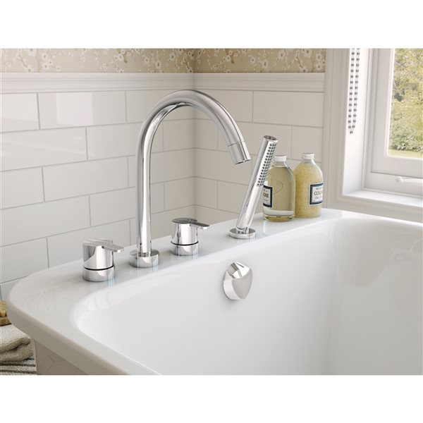 MAAX Lounge 64 x 34-in Rectangular White Acrylic Freestanding Bathtub with Reversible Drain