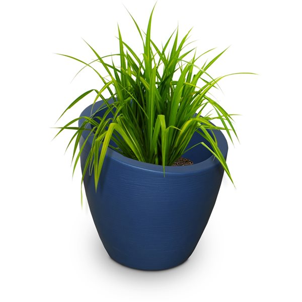 Mayne Modesto 30-in x 34-in Blue Plastic Planter