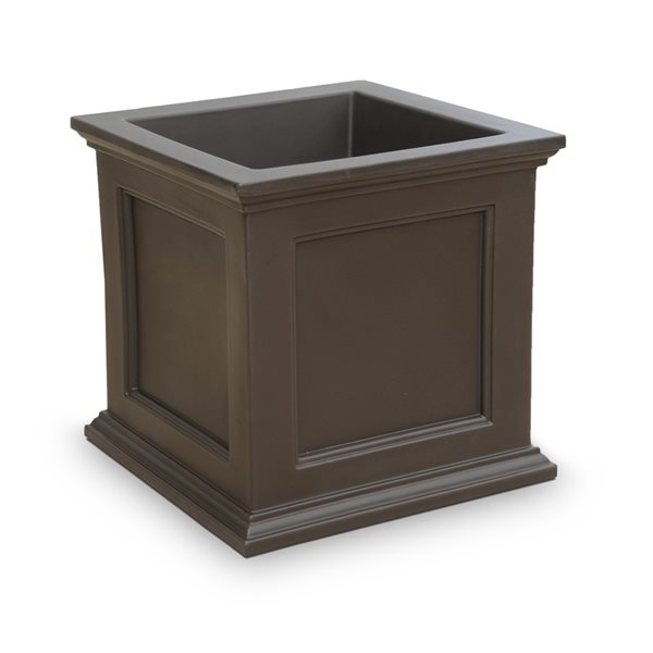 Mayne Fairfield 28in x 28in Brown Plastic Planter 8800ES RONA