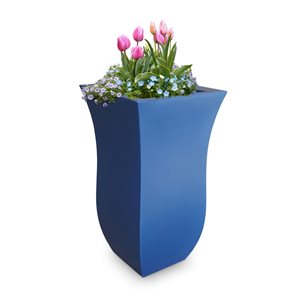 Mayne Valenica 16-in x 30-in Blue Plastic Planter