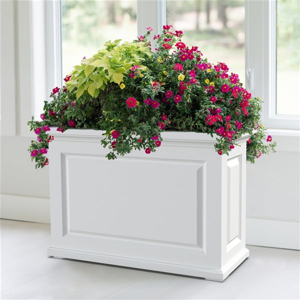 Mayne Nantucket 16-in x 24-in White Plastic Self Watering Planter