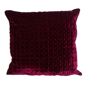 Gouchee Home Layla 18-in x 18-in Square Bordeaux Decorative Pillow