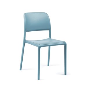 Ensemble Riva de quatre chaises d'appoint empilables en plastique de Nardi, celeste/ bleu pâle