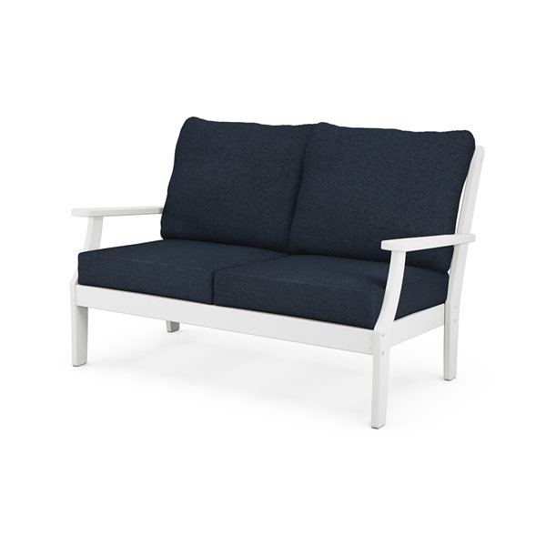 Trex Outdoor Furniture Yacht Club Outdoor Loveseat with Marine Indigo Acrylic Cushions and Classic White HDPE Frame