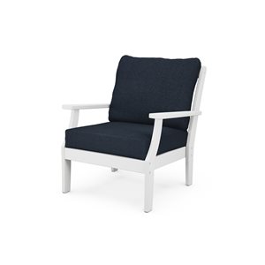 Trex Outdoor Yacht Club Classic-White Plastic Deep-Seating Chair with Marine-Indigo Cushions