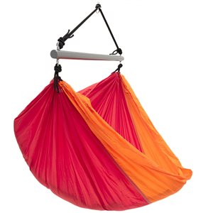 Vivere Punch Nylon Portable Parachute Hammock with Built-In Pockets