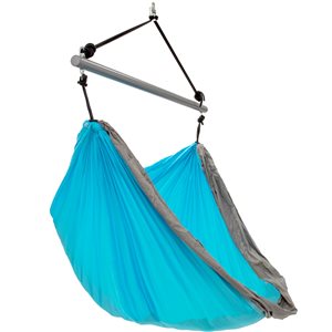 Hamac Parachute portatif turquoise par Vivere en nylon avec poches intégrées