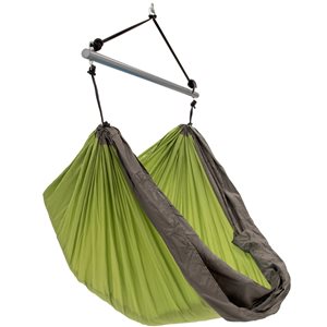 Vivere Apple Nylon Portable Parachute Hammock with Built-In Pockets