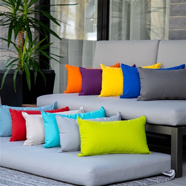 Gouchee Home Soleil 12-in x 20-in Rectangular Green Throw Pillow