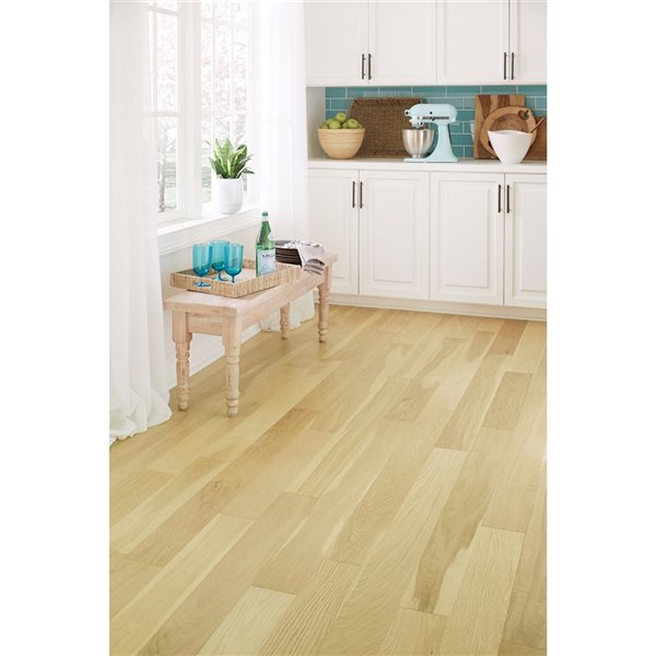 Hydri-wood 1/4-in Prefinished Oak Marigold Engineered Hardwood Flooring - 5-in Wide (16.68-sq. ft)