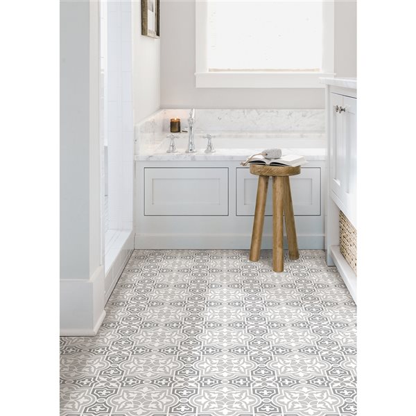 Tuile en vinyle gris et blanc Cheverny par FloorPops de 12 po x 12 po, ensemble de 10