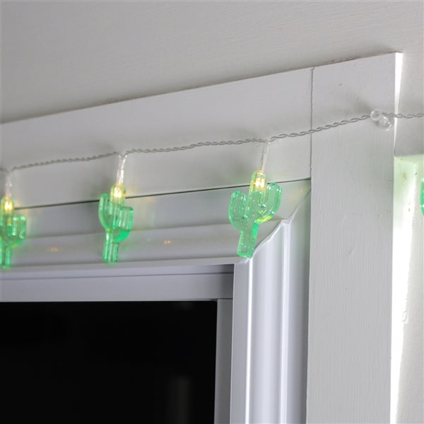 NorthLight 5.5-ft 10-Light Battery-Operated Green Cactus LED String Lights