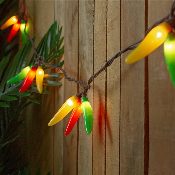 NorthLight 7.5-ft 36-Light Plug-in Yellow/Green Chili Pepper Incandescent String Lights