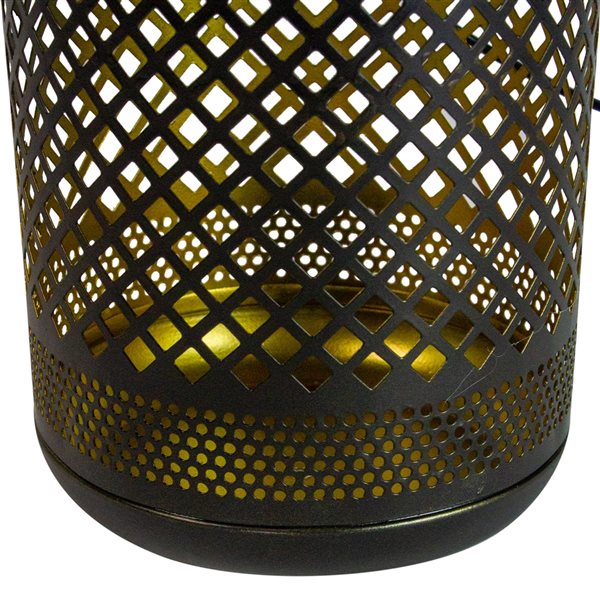 Northlight 5-in x 7-in Black Metal Outdoor Solar LED Decorative Lantern