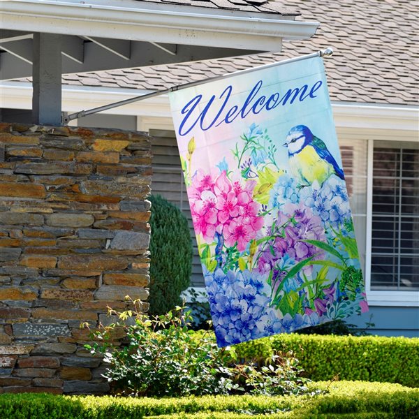 Northlight 28-ft W x 40-ft H Birds House Flag