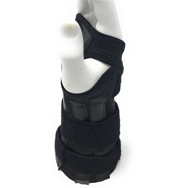 OTC Medium Black Wrist Splint