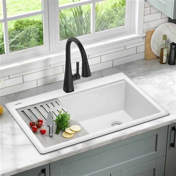 Delta Everest 33-in Top Mount Kitchen Sink in White