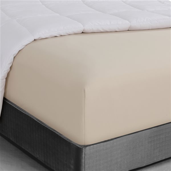 Swift Home Queen Cream Microfibre Fitted Bed Sheet