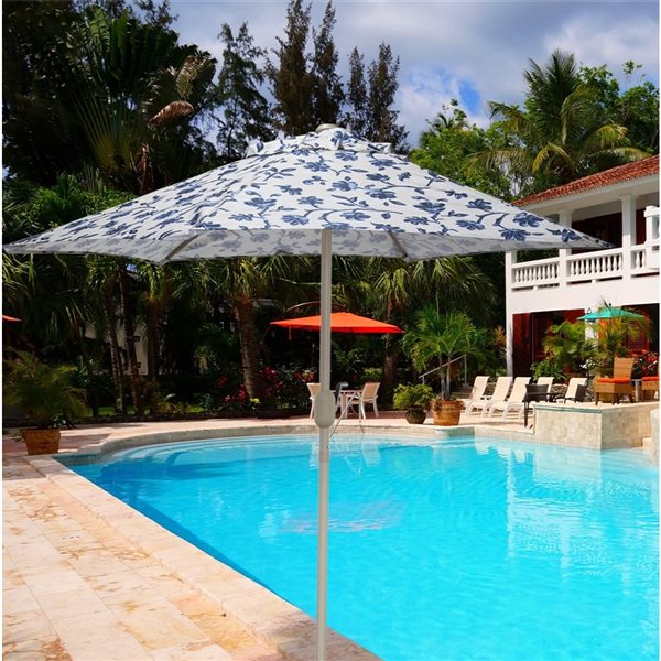 Market patio clearance umbrella