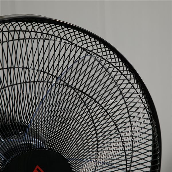 Ventilateur sur pieds HOMCOM d'intérieur à oscillation 3 vitesses noir de 17,75 po