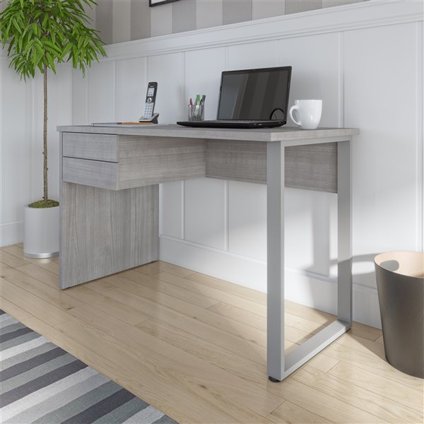 Bureau gris moderne et contemporain Soley par Bestar de 47,2 po