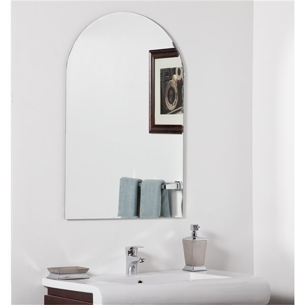 Décor Wonderland Rita 23.6-in Arch Frameless Bathroom Mirror