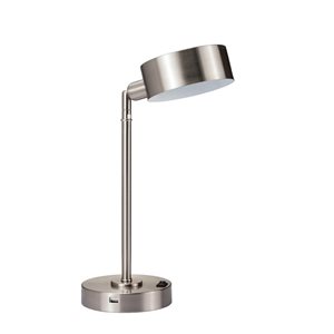 Lampe de table à DEL intégré Cambert par ORE International argent brossé de 15 po avec abat-jour en métal