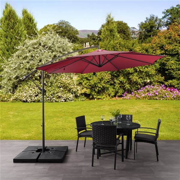 Parasol de terrasse rouge décalé résistant aux UV de 9,5 pieds et poids de base