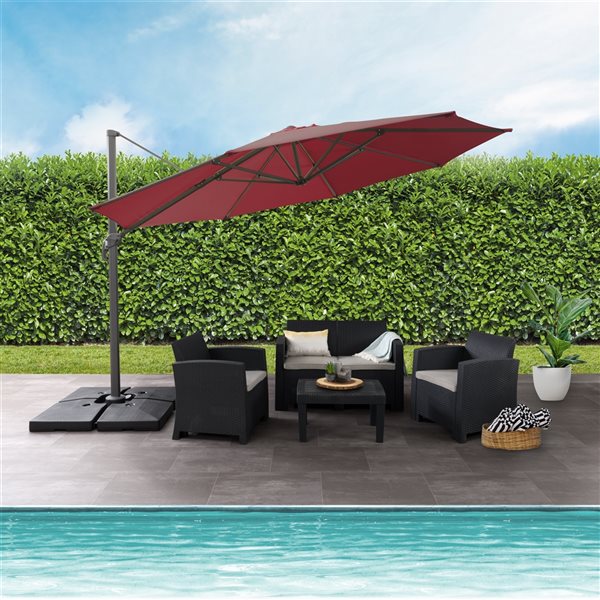 CorLiving Parasol de patio inclinable et rotatif de luxe de 11,5 pieds résistant aux UV et base rouge vin