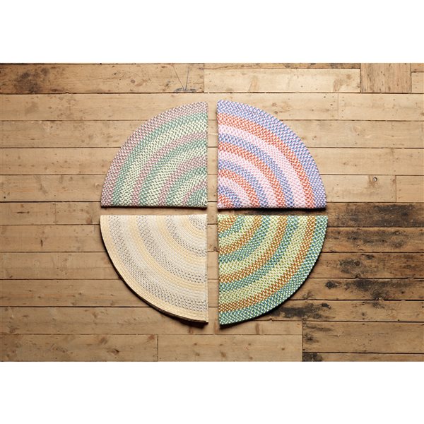 Colonial Mills Carousel Sky High 2-ft x 3-ft Indoor/Outdoor Oval Area rug