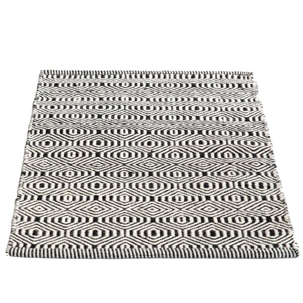 Deerlux 2-ft x 3-ft Black and White Rectangular Indoor Geometric Area Rug