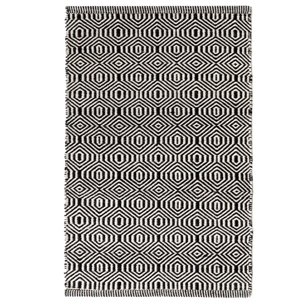 Deerlux 2-ft x 3-ft Black and White Rectangular Indoor Geometric Area Rug