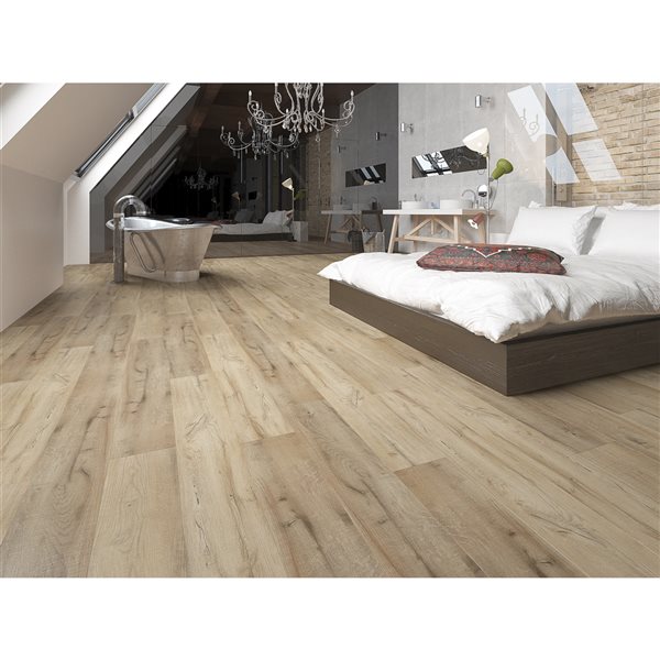 Échantillon de revêtement de plancher en vinyle par Home Inspired Floors, brun cuir à bride