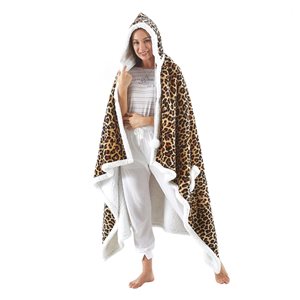 Inspired Home Cozy Tyme Lucian Polyester 50-in x 70-in Throw Blanket - Leopard