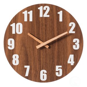 Horloge murale analogique ronde par Quickway Imports en bois brun