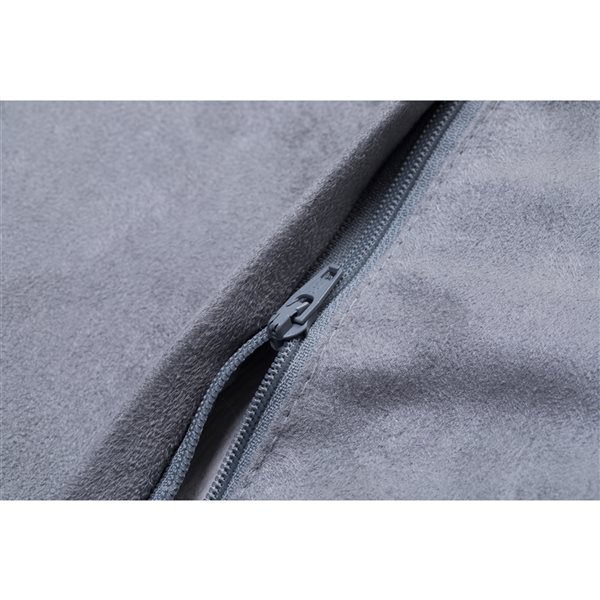 Deerlux 16-in x 16-in Grey Lamb Fur Indoor Decorative Cushion Cover