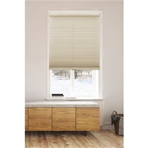 Lumi Home Furnishings 30-in x 72-in Ivory Light Filtering Cordless Indoor Honeycomb POSH Cellular Shade