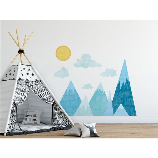 Décalcomanie murale «Le sommet de la montagne» 43 po x 59 po par WallPops