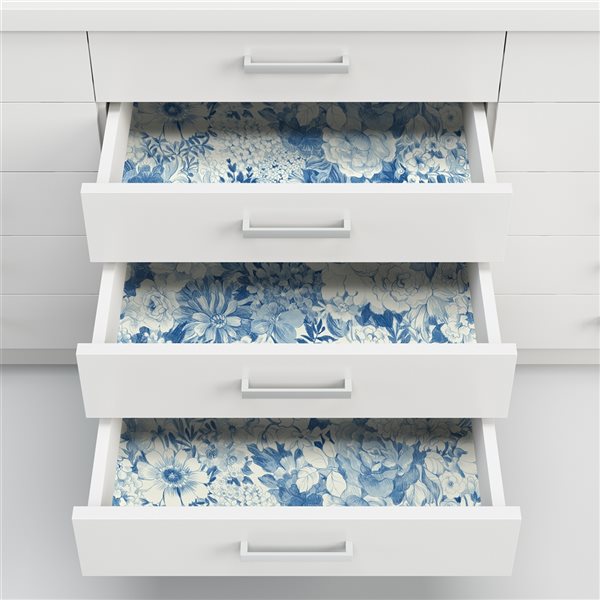 Papier peint autocollant floral bleu par NuWallpaper de 30,75 pi²