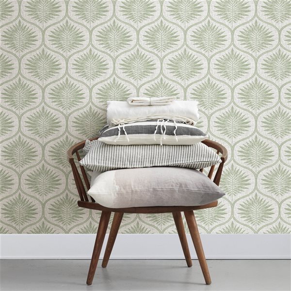 NuWallpaper 30.75-sq. Ft. Green Vinyl Ivy/vines Self-adhesive Peel and Stick Wallpaper